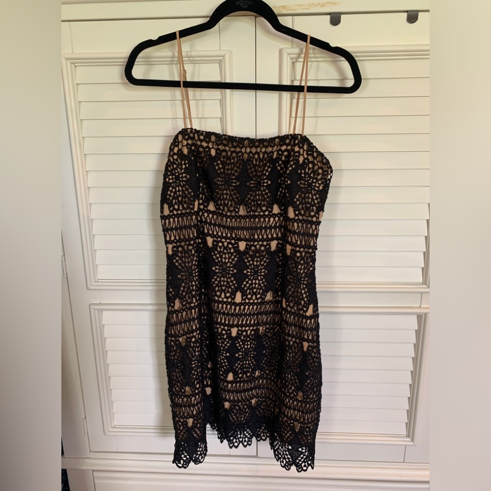 Lulu’s dress - Picture 2 of 4